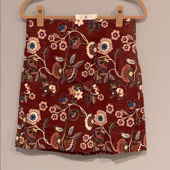 NWT Loft Floral Skirt size 4 - Picture 2 of 6